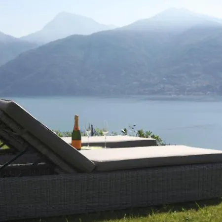Sleeps 5 Pool Air Con *